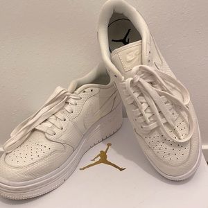 NIKE AIR JORDAN 1 - Re Low Lftd